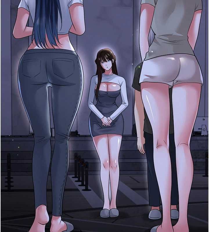 足球型男脱单指南 - 第68話-目標一致的三個女人 - page 82